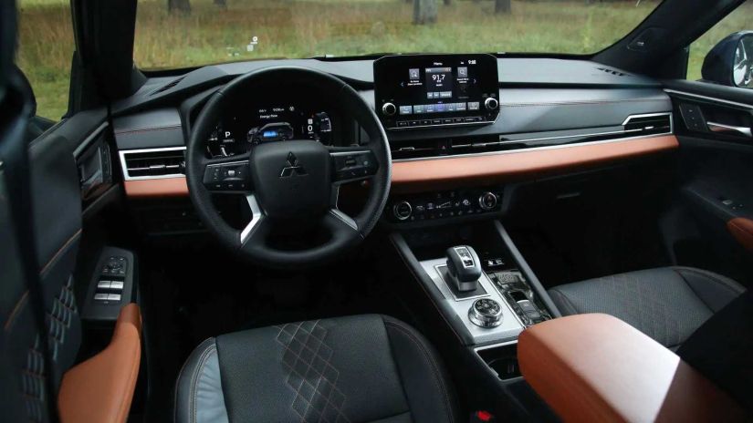Mitsubishi Outlander PHEV, híbrido plug-in é confirmado para o Brasil