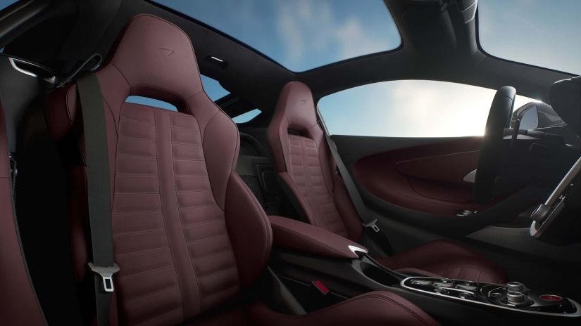 McLaren GTS 2024 apresenta motor V8 que chega a 326 km/h