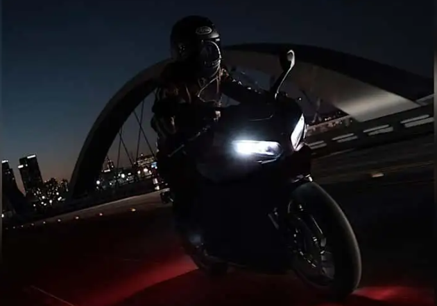Triumph antecipa imagens de nova moto esportiva