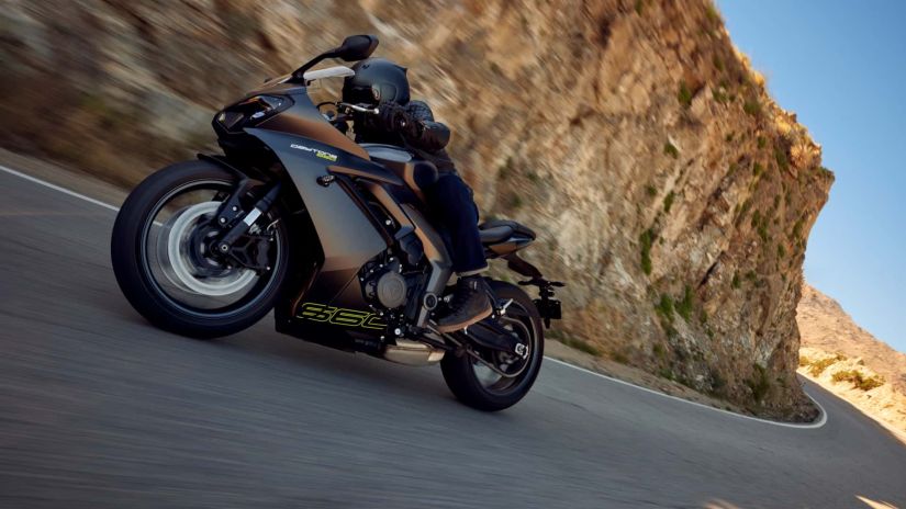 Triumph apresenta nova moto Daytona 660
