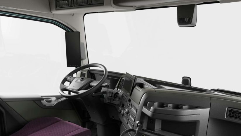 Volvo apresenta novo caminhão elétrico com quatro baterias