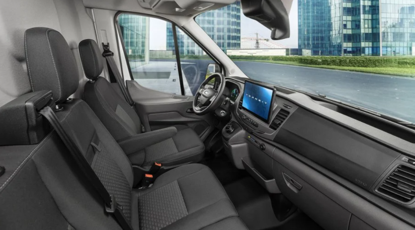 Ford lançará nova Transit Elétrica no mercado em março
