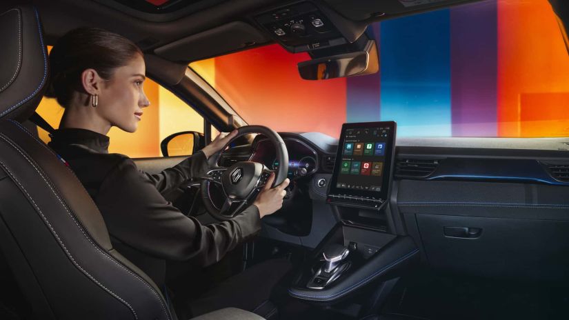 Renault apresenta Captur 2025 com design atualizado