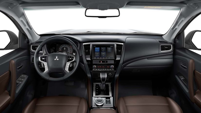 Novo Pajero Legend Black é lançado no Brasil
