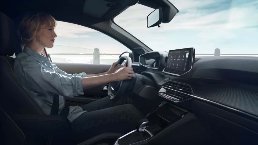 Revelado novo Peugeot 208 2025 com versão GT Turbo