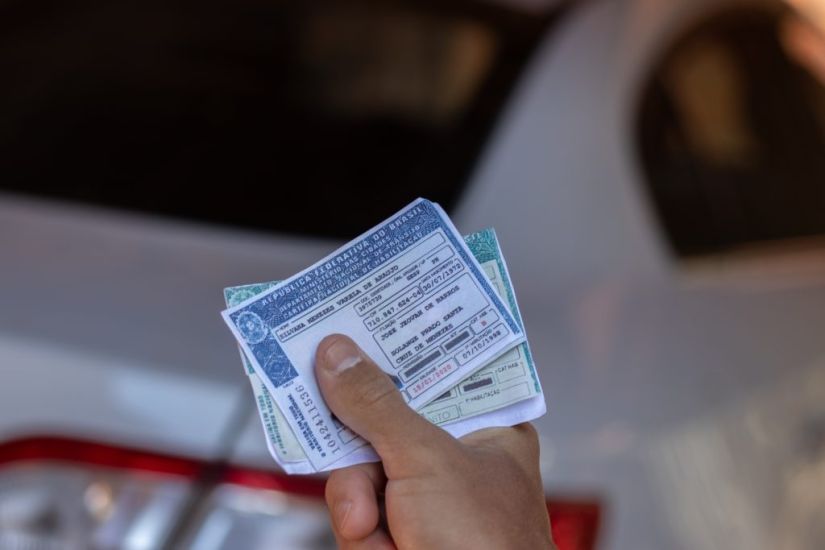 Idosos podem ganhar isenção de taxa na renovação da CNH