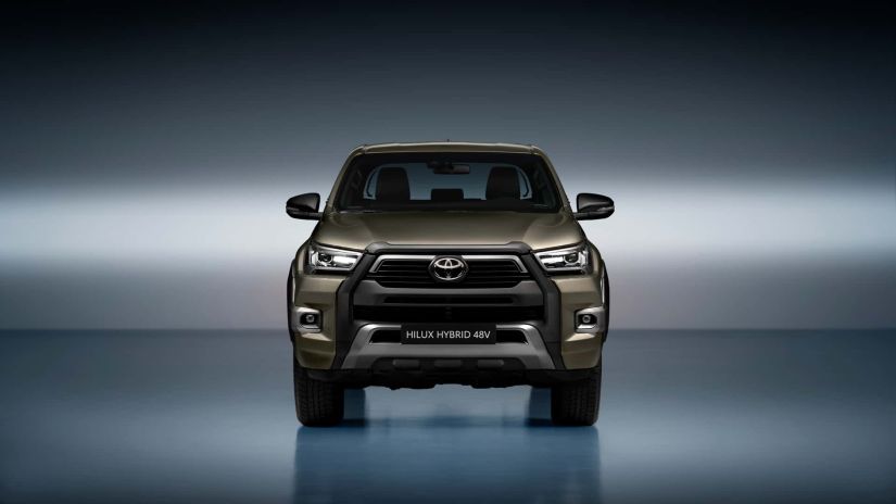 Toyota apresenta primeira Hilux híbrida do mundo