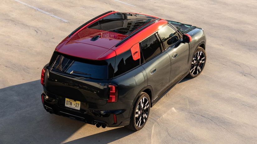 MINI confirma chegada do novo John Cooper Works Countryman 2025 no Brasil