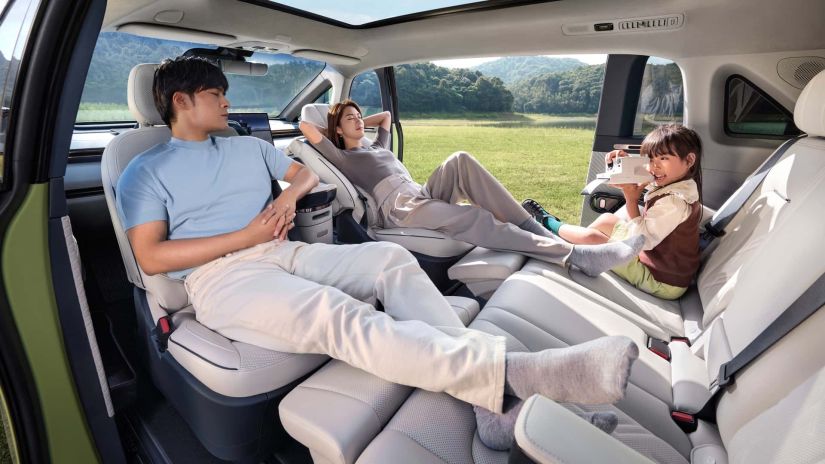 Zeekr Mix é lançada na China para rivalizar com VW ID. Buzz