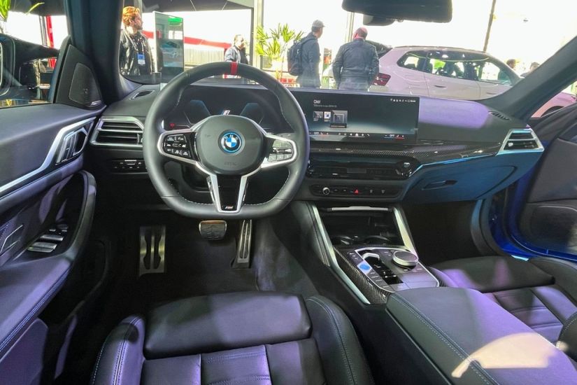BMW lança novo i4 de 544 cv no Brasil