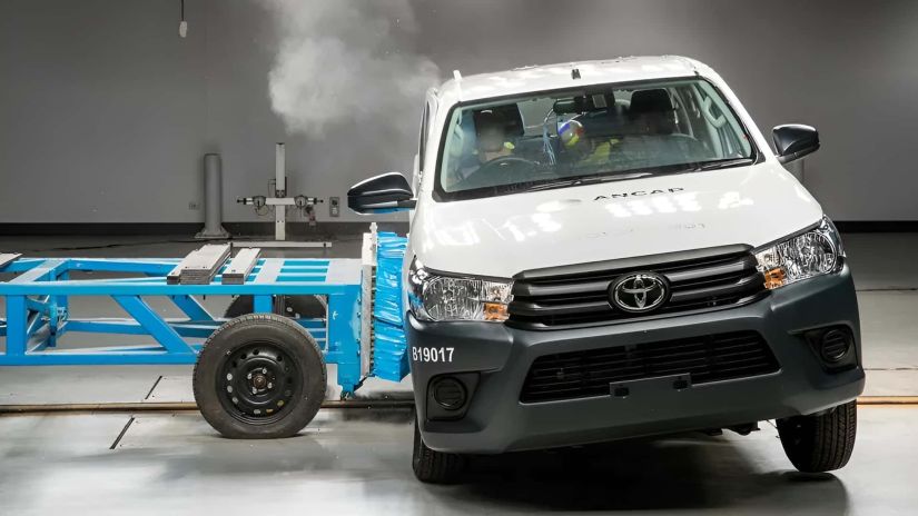 Testes de colisão da nova Toyota Hilux / Créditos: Divulgação ANCAP