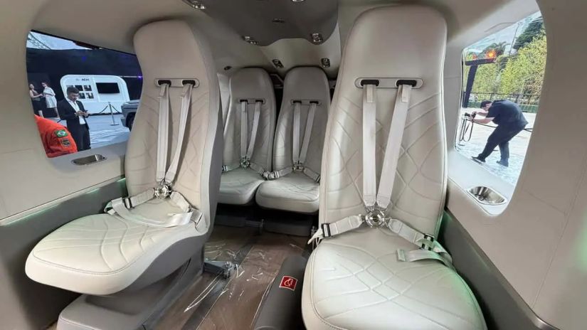 145 Mercedes-Benz Edition / Créditos: Divulgação Mercedes-Benz