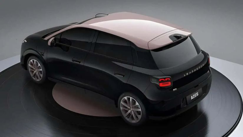 Leapmotor apresenta versão esportiva do elétrico A05S / Créditos: Divulgação EV Autohome