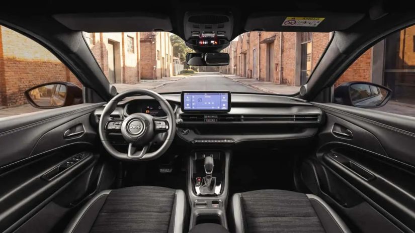 Jeep Avenger fica R$ 5 mil mais caro menos de um mês depois do lançamento / Créditos: Divulgação Jeep 