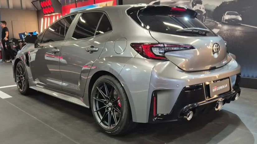 GR Corolla será vendido no Brasil somente com câmbio manual / Créditos: Divulgação Toyota