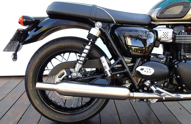 Triumph Bonneville T100 900 - Foto #4