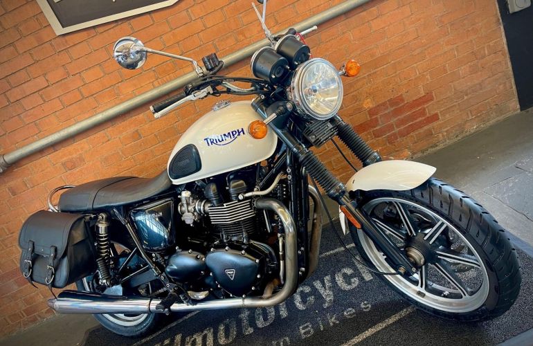 Triumph Bonneville T 100 865 - Foto #5