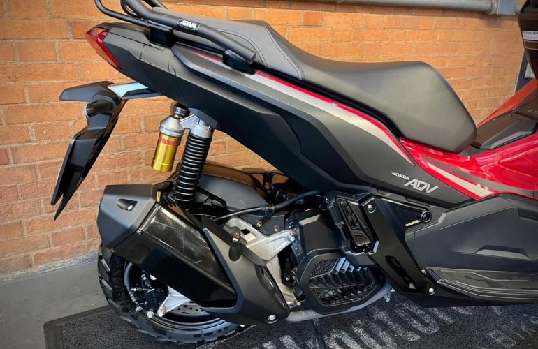 Honda ADV 150 - Foto #6