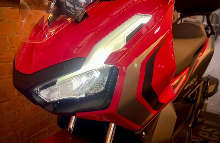 Honda ADV 150 - Foto #9