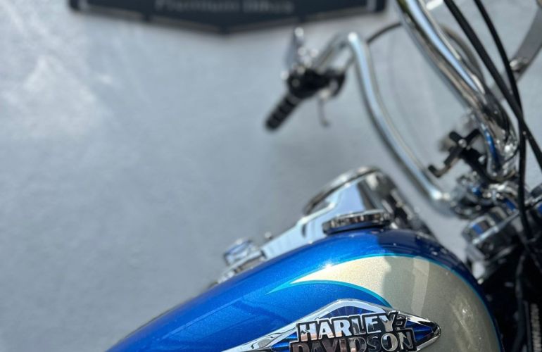 Harley-Davidson Heritage Softail Classic - Foto #4