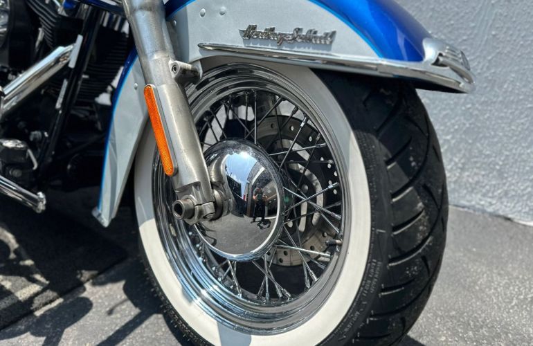 Harley-Davidson Heritage Softail Classic - Foto #9