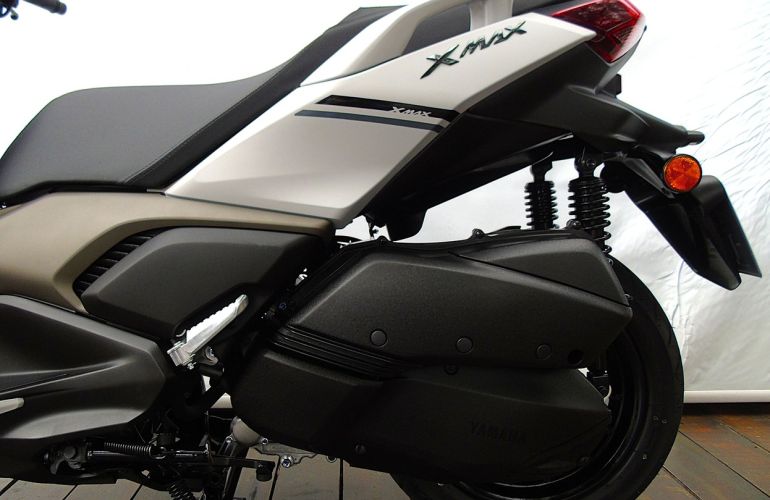 Yamaha Xmax 250 Connected Abs - Foto #5