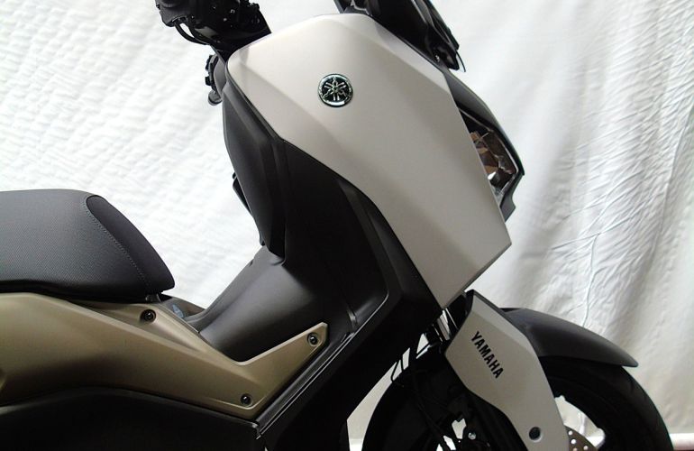 Yamaha Xmax 250 Connected Abs - Foto #9