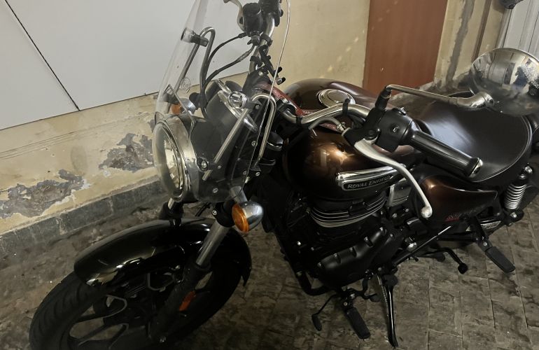 Royal Enfield Meteor Supernova 350cc - Foto #3