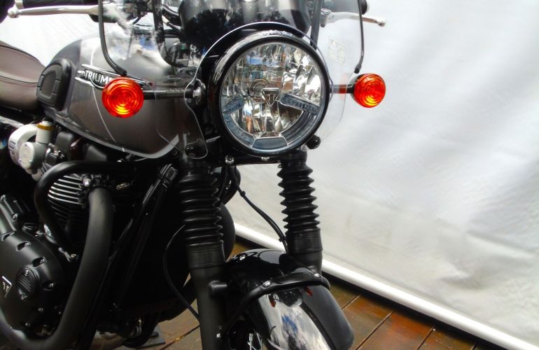 Triumph Bonneville T120 Black 1200 - Foto #8