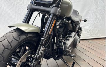 Harley-Davidson Softail Fat Bob 114 - Foto #3