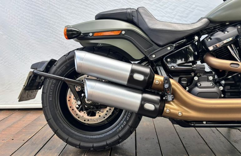 Harley-Davidson Softail Fat Bob 114 - Foto #5