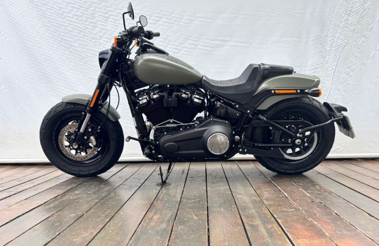 Harley-Davidson Softail Fat Bob 114 - Foto #6