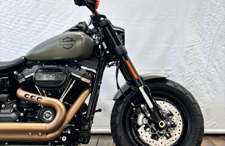 Harley-Davidson Softail Fat Bob 114 - Foto #9