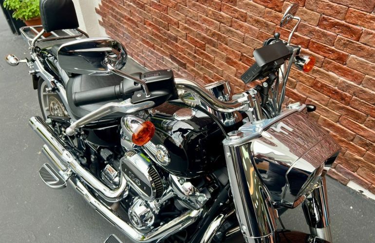Harley-Davidson Softail Fat Boy 114 - Foto #6