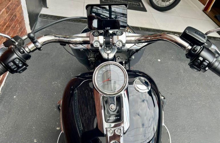 Harley-Davidson Softail Fat Boy 114 - Foto #7