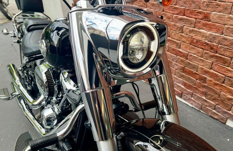 Harley-Davidson Softail Fat Boy 114 - Foto #9