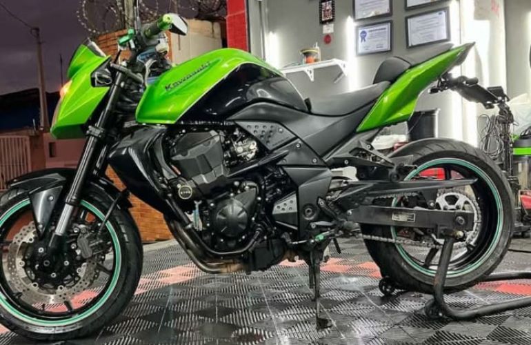 Kawasaki Z 750 - Foto #9