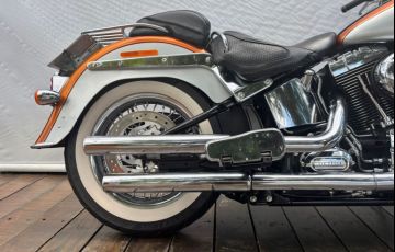 Harley-Davidson Softail Deluxe - Foto #5