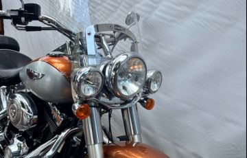 Harley-Davidson Softail Deluxe - Foto #7