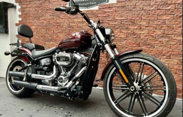 Harley-Davidson Softail Breakout 114 - Foto #2