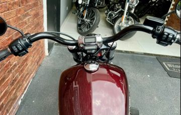 Harley-Davidson Softail Breakout 114 - Foto #9