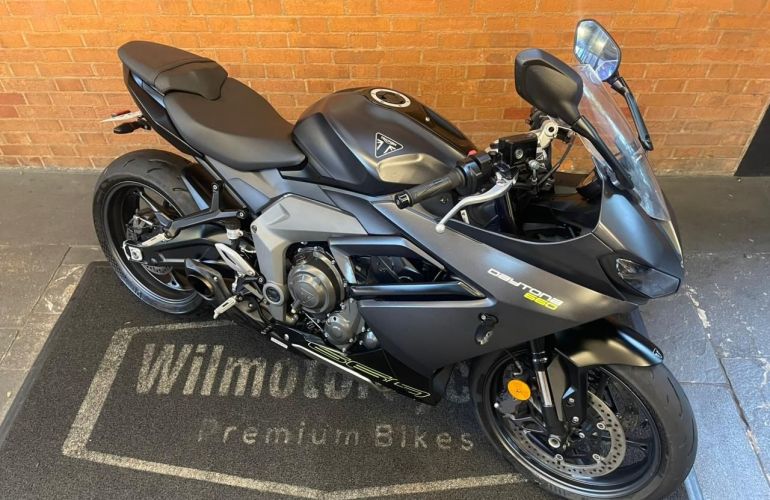 Triumph Daytona 660 - Foto #5