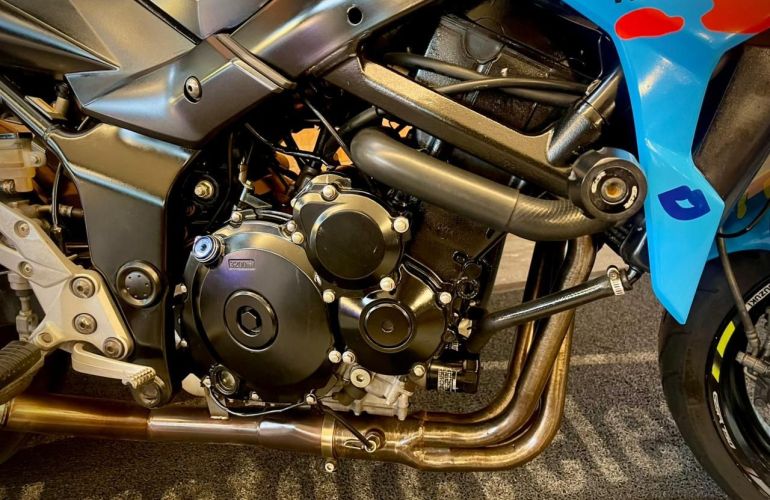 Suzuki Gsr 750 - Foto #4