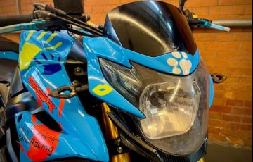 Suzuki Gsr 750 - Foto #8