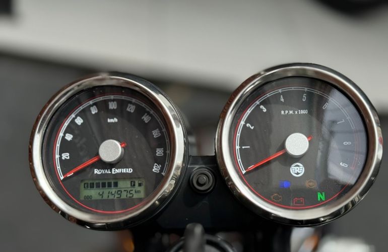 Royal Enfield Interceptor - Foto #9