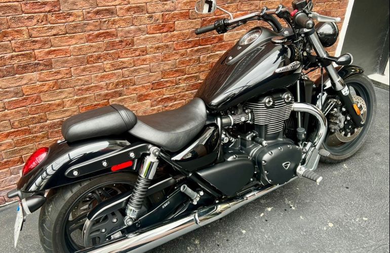 Triumph Thunderbird Storm Abs - Foto #5