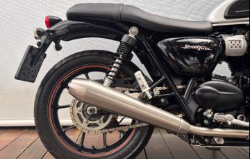 Triumph Street Twin - Foto #4