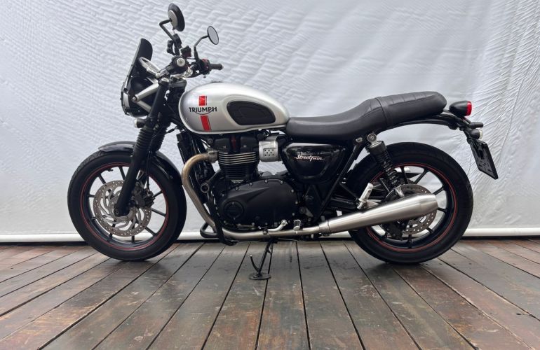 Triumph Street Twin - Foto #6