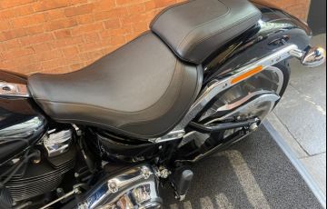 Harley-Davidson Softail Fat Boy 114 - Foto #9