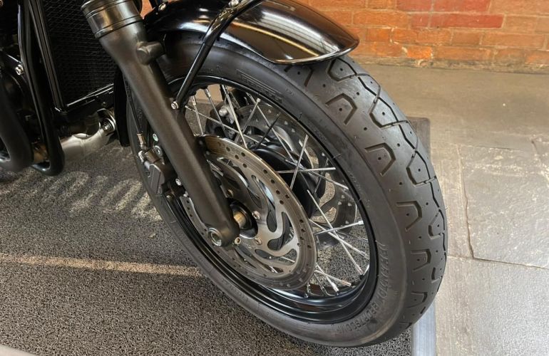 Triumph Bonneville T120 Black 1200 - Foto #6